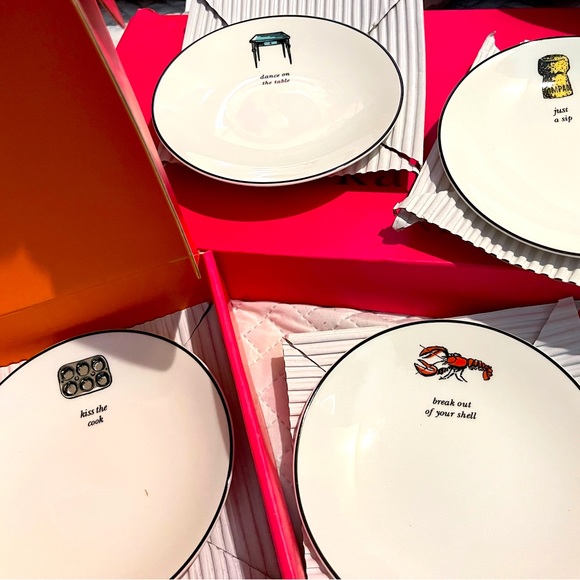 Lenox Kate Spade :Cause A Stir Salt and Pepper Shakers/ Set of 4 Tidbit Plates